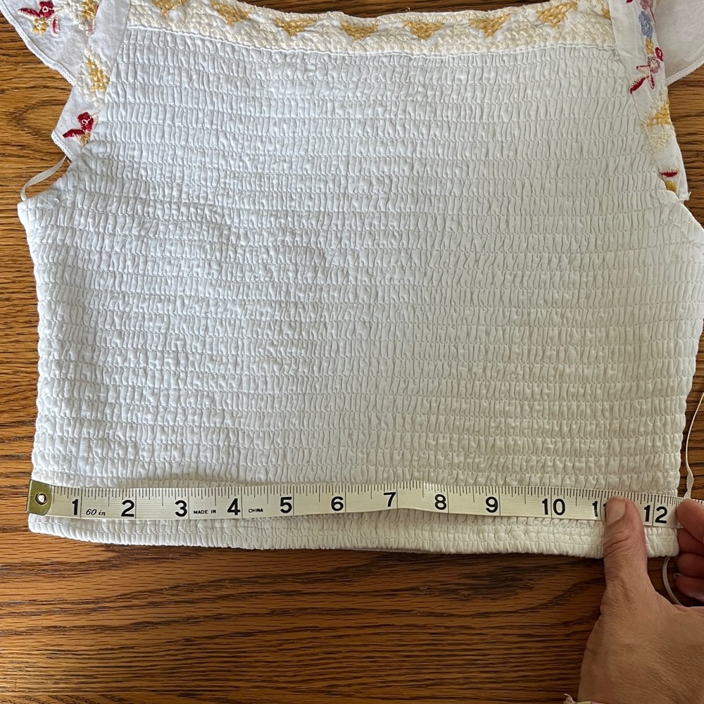 Japna White Smocked Blouse with Floral Embroidery - Picture 4 of 7